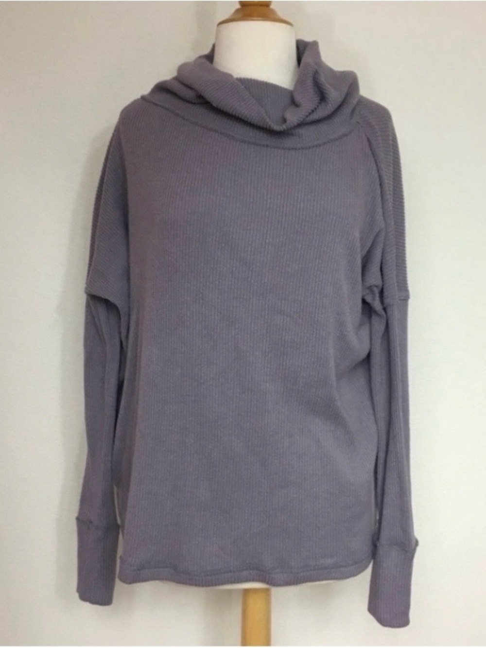 Free People We the Free Womens Purple Grey Ribbed Slit Back Cowl Sweater Size S